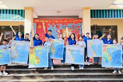 TỔ CHỨC TRAO BẢN ĐỒ CHO LIÊN ĐỘI VÀ 7 CHI ĐỘI TỔ CHỨC TRAO BẢN ĐỒ CHO LIÊN ĐỘI VÀ 7 CHI ĐỘI