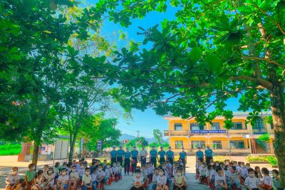 Hoạt động “Tham quan trường Tiểu học” của các con mẫu giáo 5-6 tuổi, trường Mầm non Tịnh Giàng Hoạt động “Tham quan trường Tiểu học” của các con mẫu giáo 5-6 tuổi, trường Mầm non Tịnh Giàng