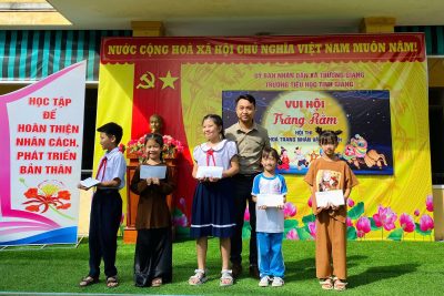 TỔ CHỨC VUI HỘI TRĂNG RẰM VÀ “HỘI THI HÓA TRANG NHÂN VẬT CỔ TÍCH”