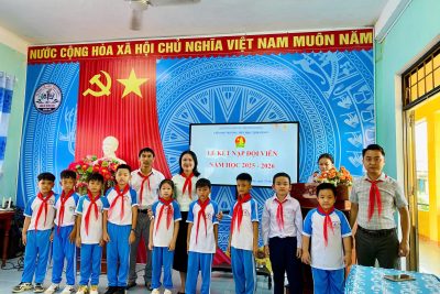 TỔ CHỨC LỄ KẾT NẠP ĐỘI VIÊN NĂM HỌC 2025 – 2026
